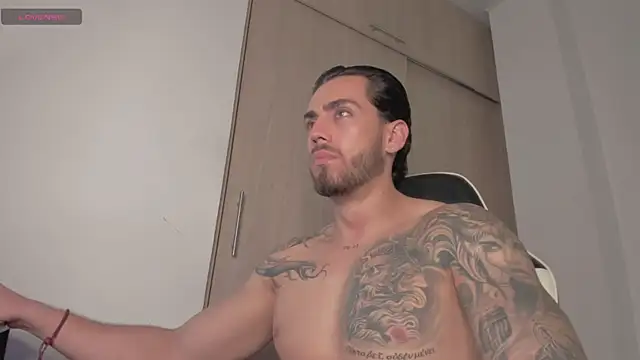 Axel__Blaze Live XXX-chat