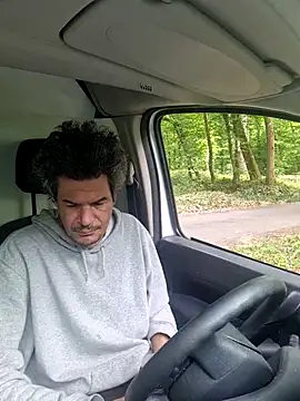 Chatroom XXX en direct de twitshe