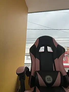 Chat XXX ao vivo de Noah-ledom