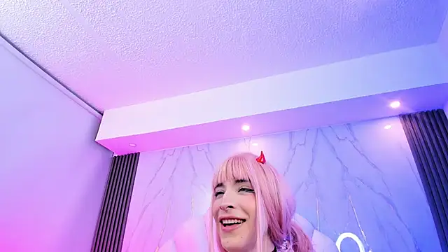 Chat XXX ao vivo de AliiceWonderland_