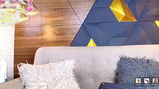 Chat XXX ao vivo de ly_lulu