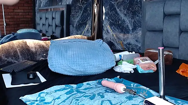 Онлайн чат XXX Couple_Gold69