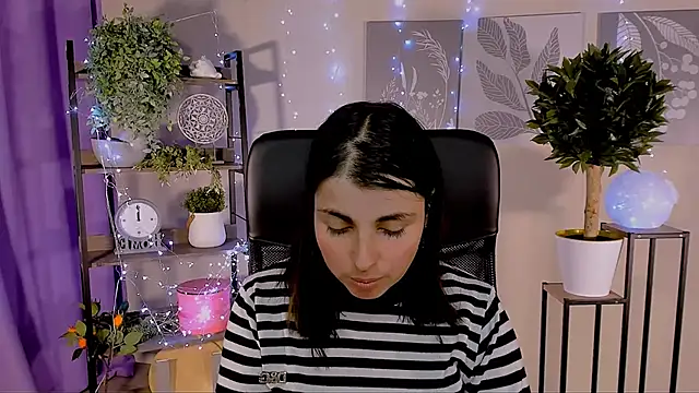 MartaEdams live XXX chat