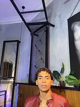 AlanCuteeのライブXXXチャット