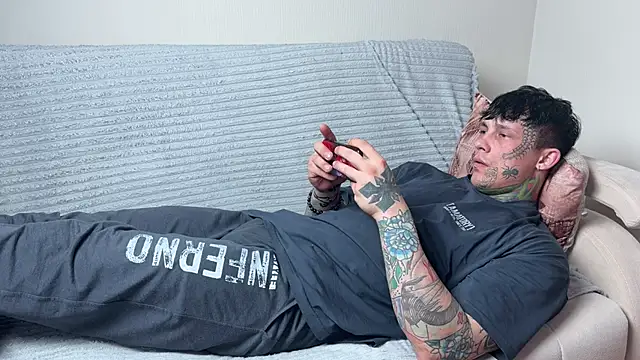 Chatroom XXX en direct de Anubisgods