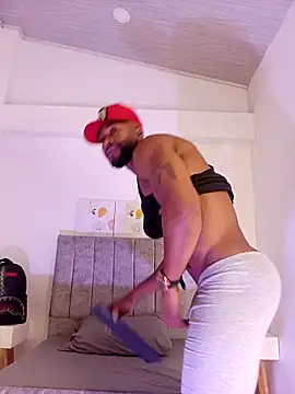 Dante_Knoxのウェブカメラショー