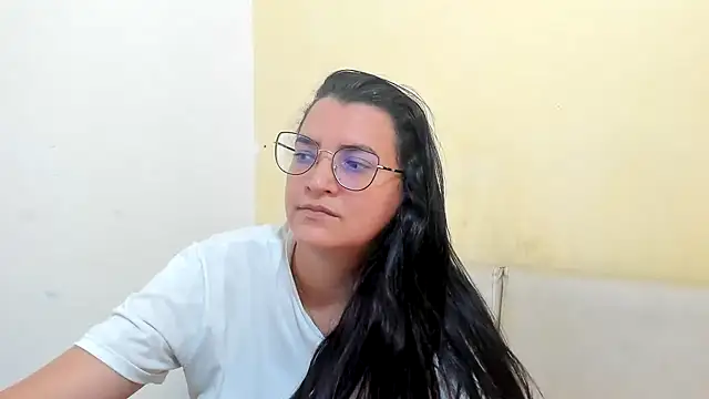 MARILYN_GARCIA 现场XXX聊天