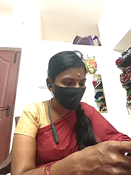 Tamil_Yalini12's Webcam Show