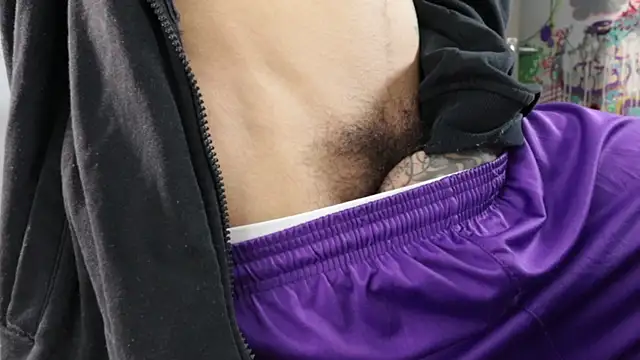 trieone webkamerás műsora