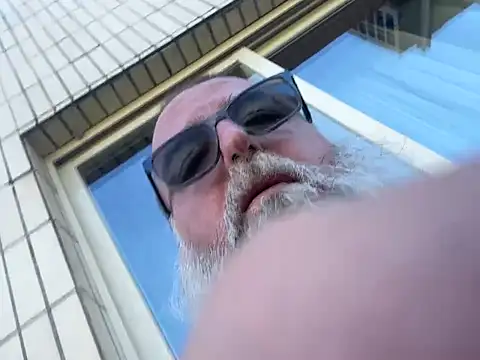 Noitelivren Webbikameraesitys