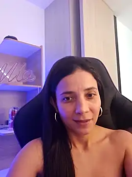 عرض كام miaeyex