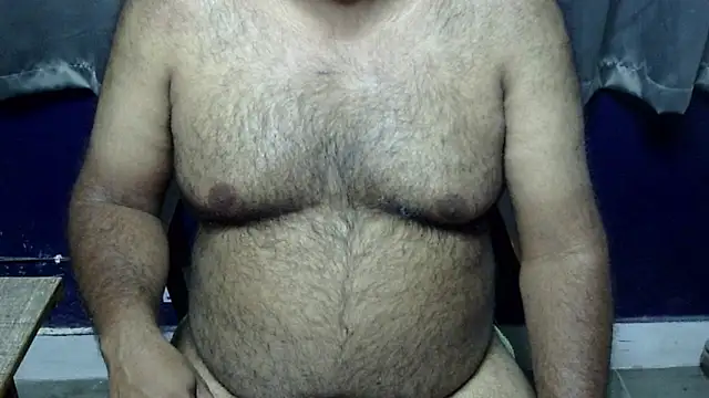 hairysubcub_70 Show Webcam