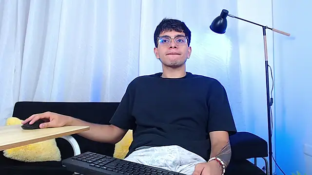 Chat XXX en directo de maax_18