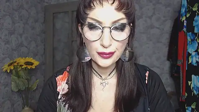 Aziza1 – Kamerová šou