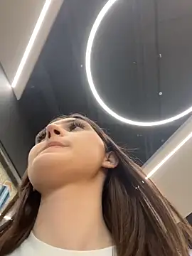 AnitaFlyのライブXXXチャット