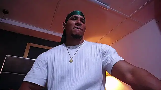 teddyfit19cm's Webcam Show