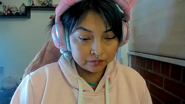 Shaddycute_n Live XXX chat