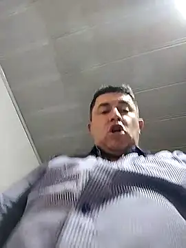 BigCristh79 – Naživo XXX chat