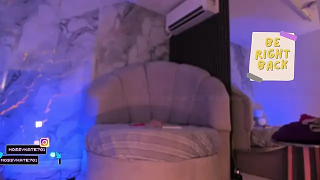 Katemoss70 Adlı Modelin Canlı XXX Sohbeti