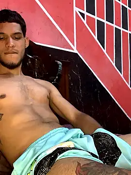 tanned_boy's Webcam Show