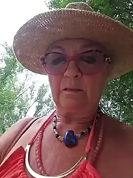 Hot-Muci Live XXX Chat