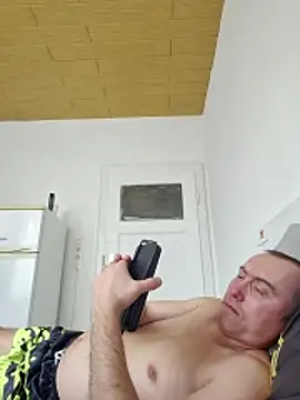 Chat XXX en directo de TirelessLot3