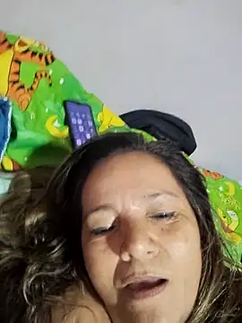 Chat +18 de rubi_49 ao vivo