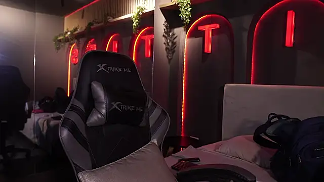 Thiago_Valente's Live XXX Chat