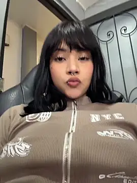 Онлайн чат XXX TatiLee