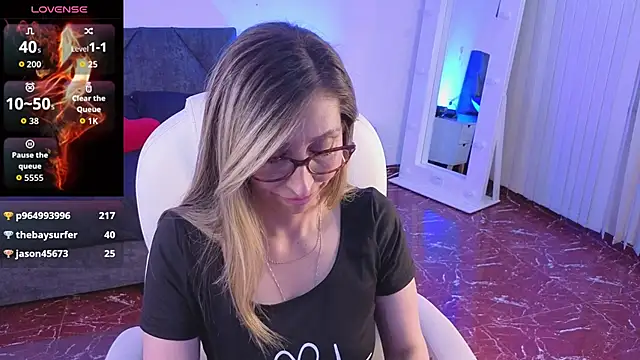 Scarlett_079 Adlı Modelin Canlı XXX Sohbeti