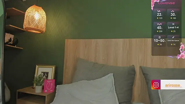 XXX chat uživo modela ariana_rosse__