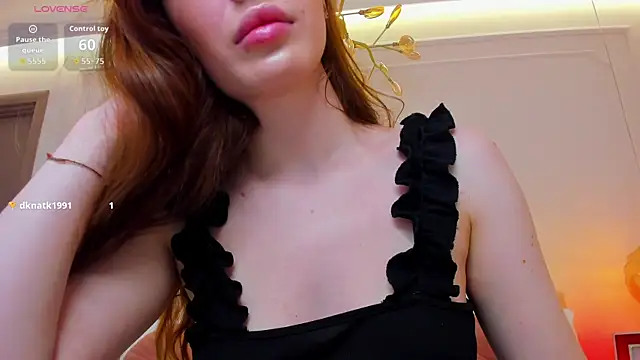 MonaRicci Adlı Modelin Canlı XXX Sohbeti