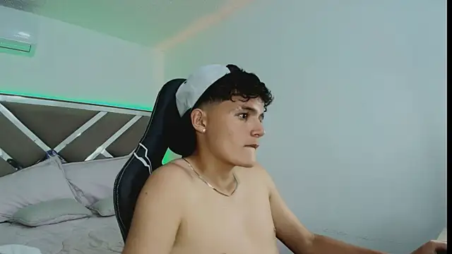 Luca_Voss Live XXX Chat