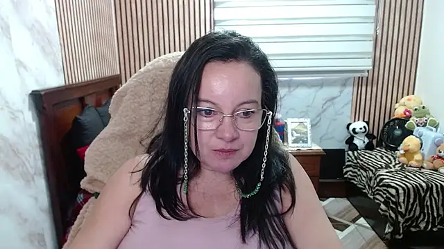 Sonialorens_ live XXX chat