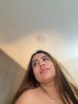 valeria2019hot's Webcam Show