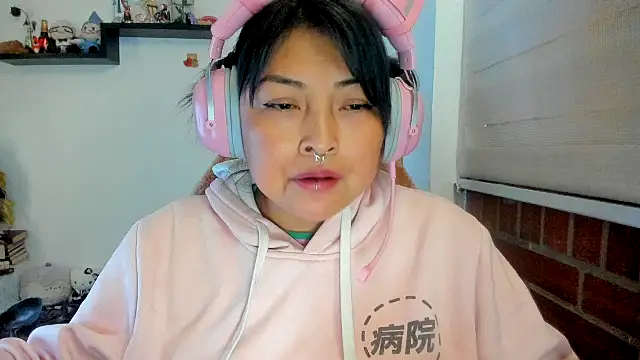 دردشة Shaddycute_ الجنسية المباشرة