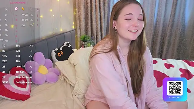 ConstanceHelms 即時 XXX 聊天