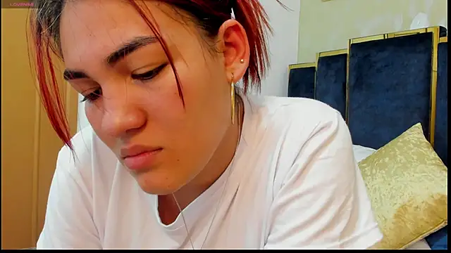 kylieBensoon webcam show