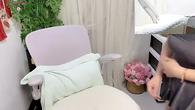 NEWONETO's Live XXX Chat