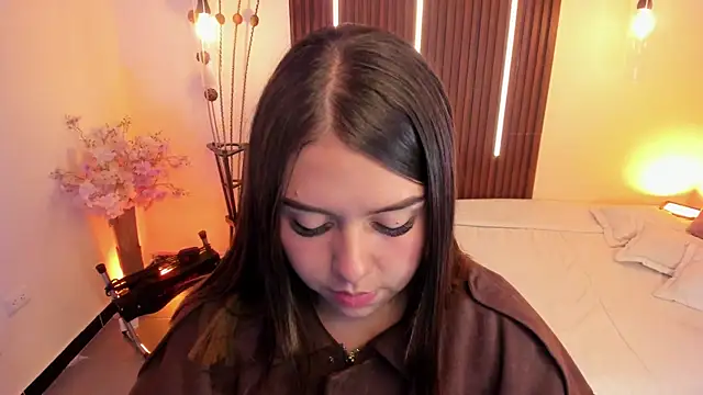 ArianaBakerのライブXXXチャット