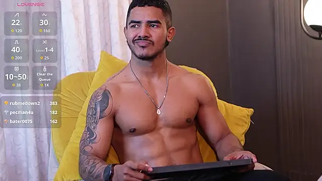 Reik_Vonn Chat XXX in diretta