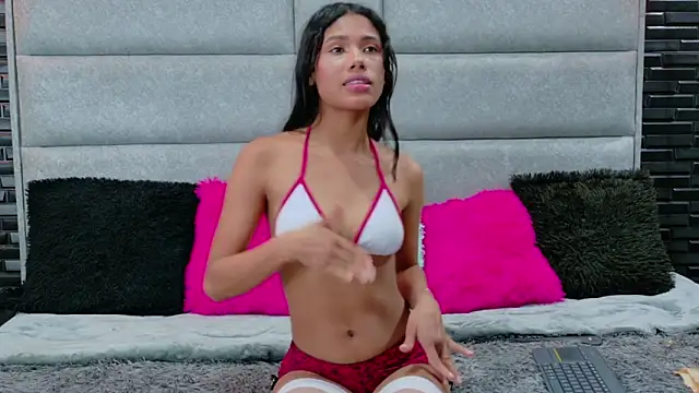 EsmeraldaBlake's Live XXX Chat