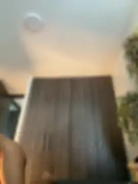 valeria2019hot's Webcam Show