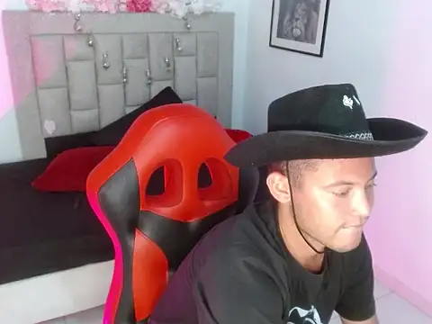 sven_fox723 Pertunjukan Webcam