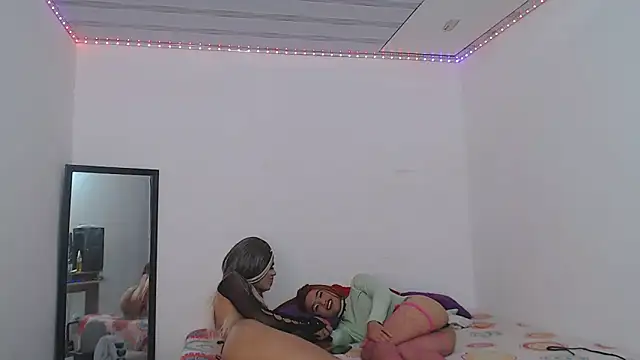 big_girl21cmn Webbikameraesitys