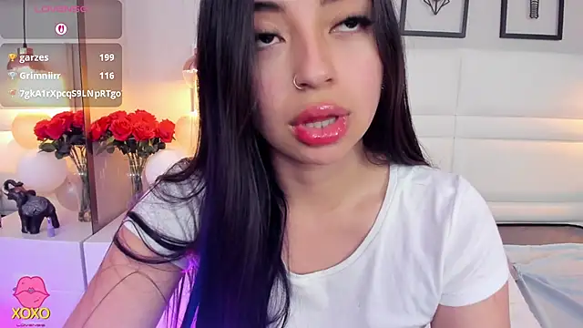 Chat XXX en directo de Melody__blake