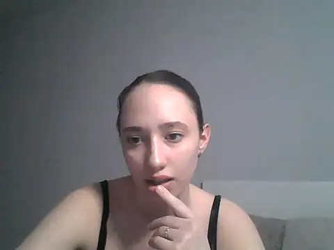 DarkMireln Webbikameraesitys