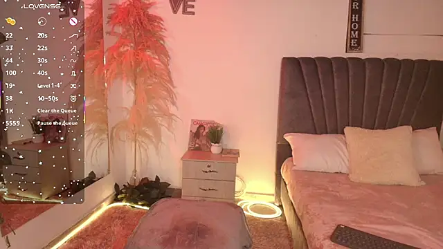 miaoconell's Live XXX Chat