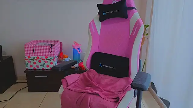 tatii222's Live XXX Chat