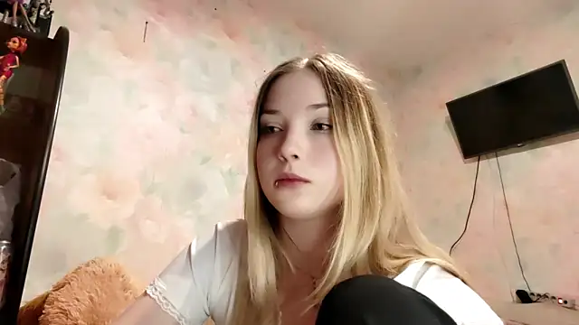 TiaBIanks' Live XXX Chat